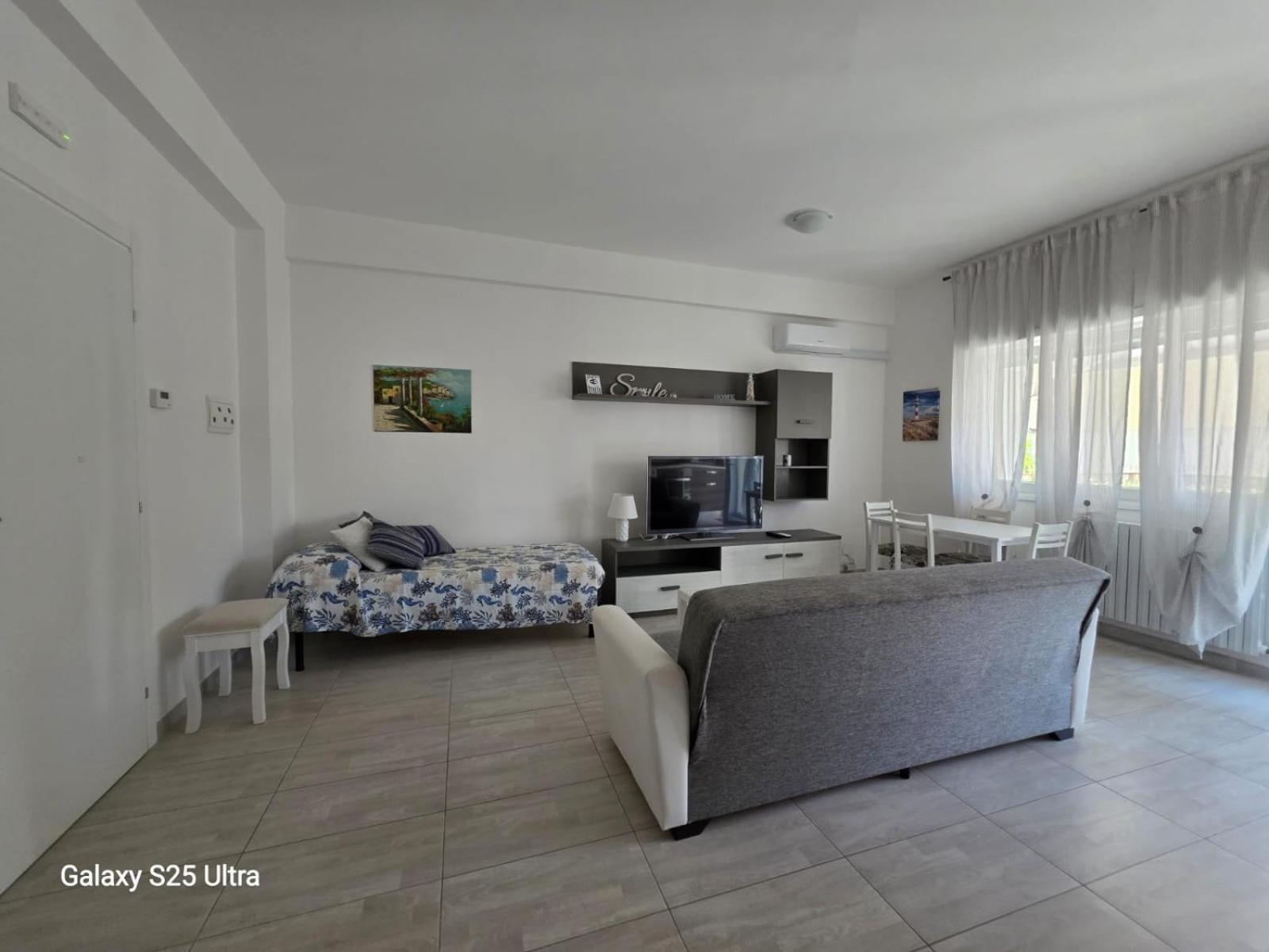 Calliope Terracina Exterior photo